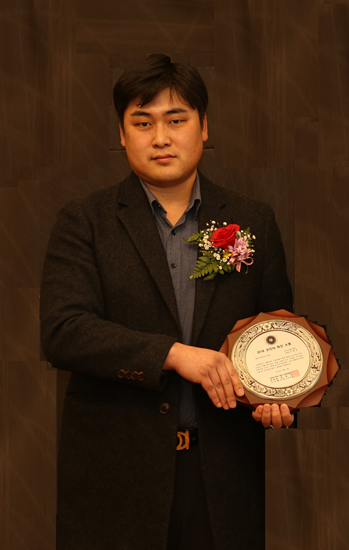 김현중 대표