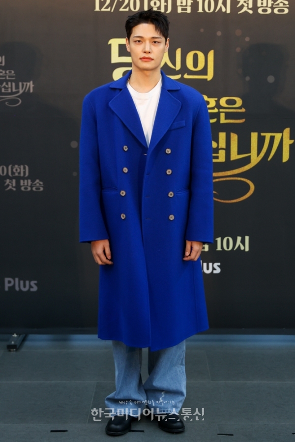 [KM포토] 정혁 저는 비혼주의 < 포토뉴스 < 방송연예 < MP (Media Post) < 기사본문 - 한국미디어뉴스통신 [KM포토] 정혁 저는 비혼주의