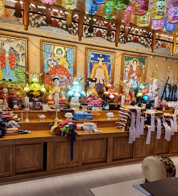 예언암 강해주 보살 ‘정성드린 기도로 현대인들에게 희망과 기쁨... 강해주 보살 ‘정성드린 기도로 현대인들에게 희망과 기쁨 전파하다’