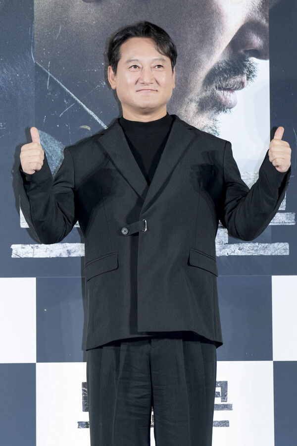 [KM포토] 정만식 기대해도 좋다 < 포토뉴스 < 방송연예 < MP (Media Post) < 기사본문 - 한국미디어뉴스통신 [KM포토] 정만식 기대해도 좋다