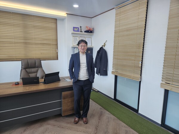 >>케이비엘앤티 왕신건 대표